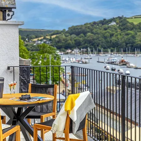 Harbourside 3 - Luxury Riverside Apartment Dartmouth Exterior photo