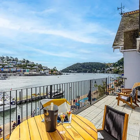 Harbourside 3 - Luxury Riverside Apartment Dartmouth Exterior photo