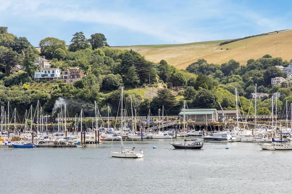 Harbourside 3 - Luxury Riverside * Dartmouth